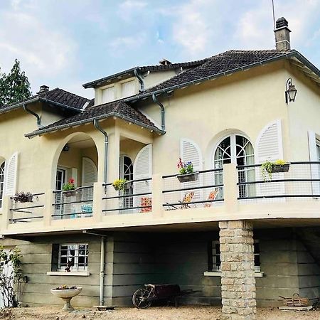 Gite De La Petite Fourmy Saint-Sulpice-les-Feuilles Eksteriør bilde